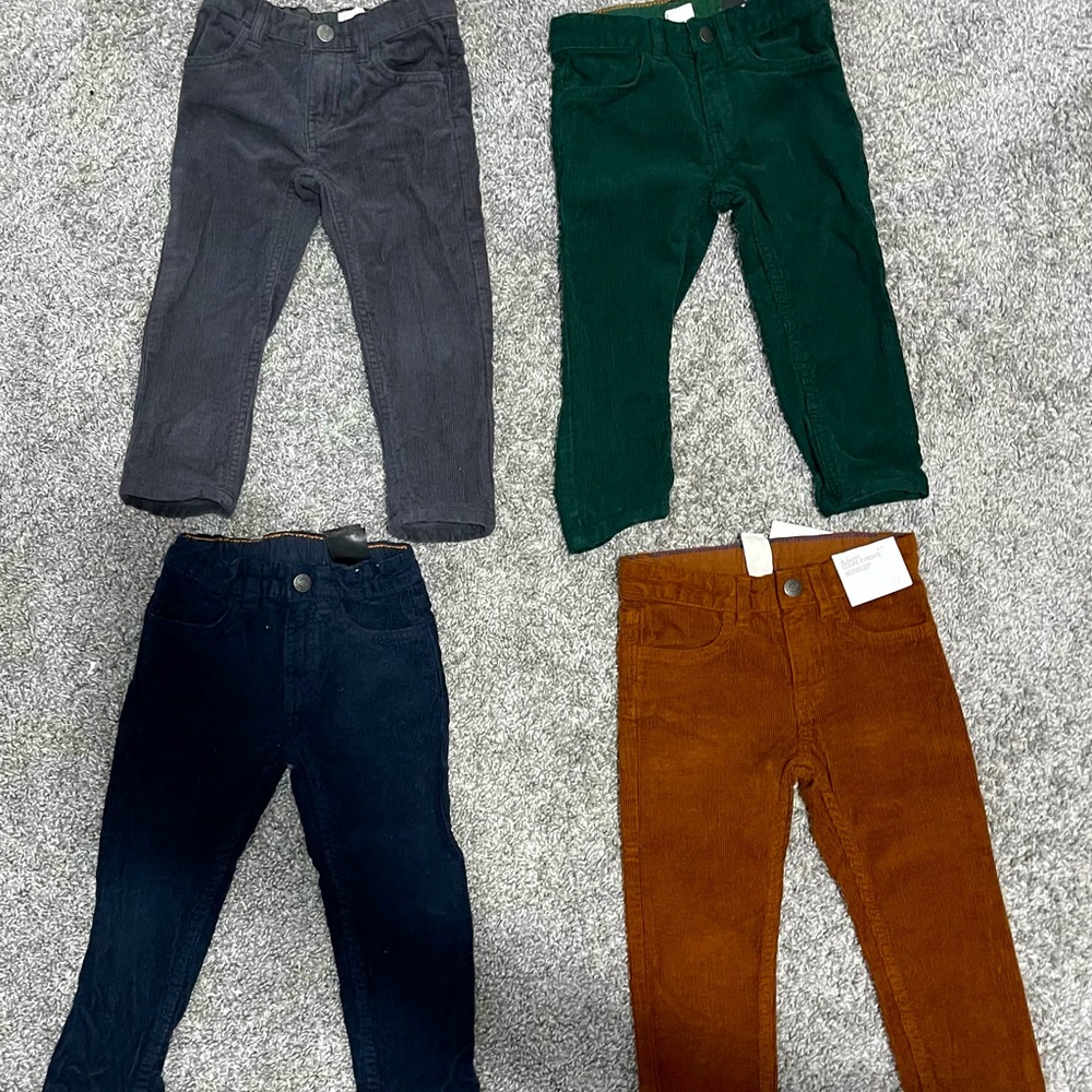 3 toddler gently and never worn corduroy pants .
